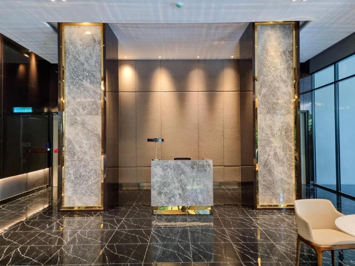 Lavish Beacon Executive Suites By Bin Dao Wu Homestay Penang George Town Buitenkant foto